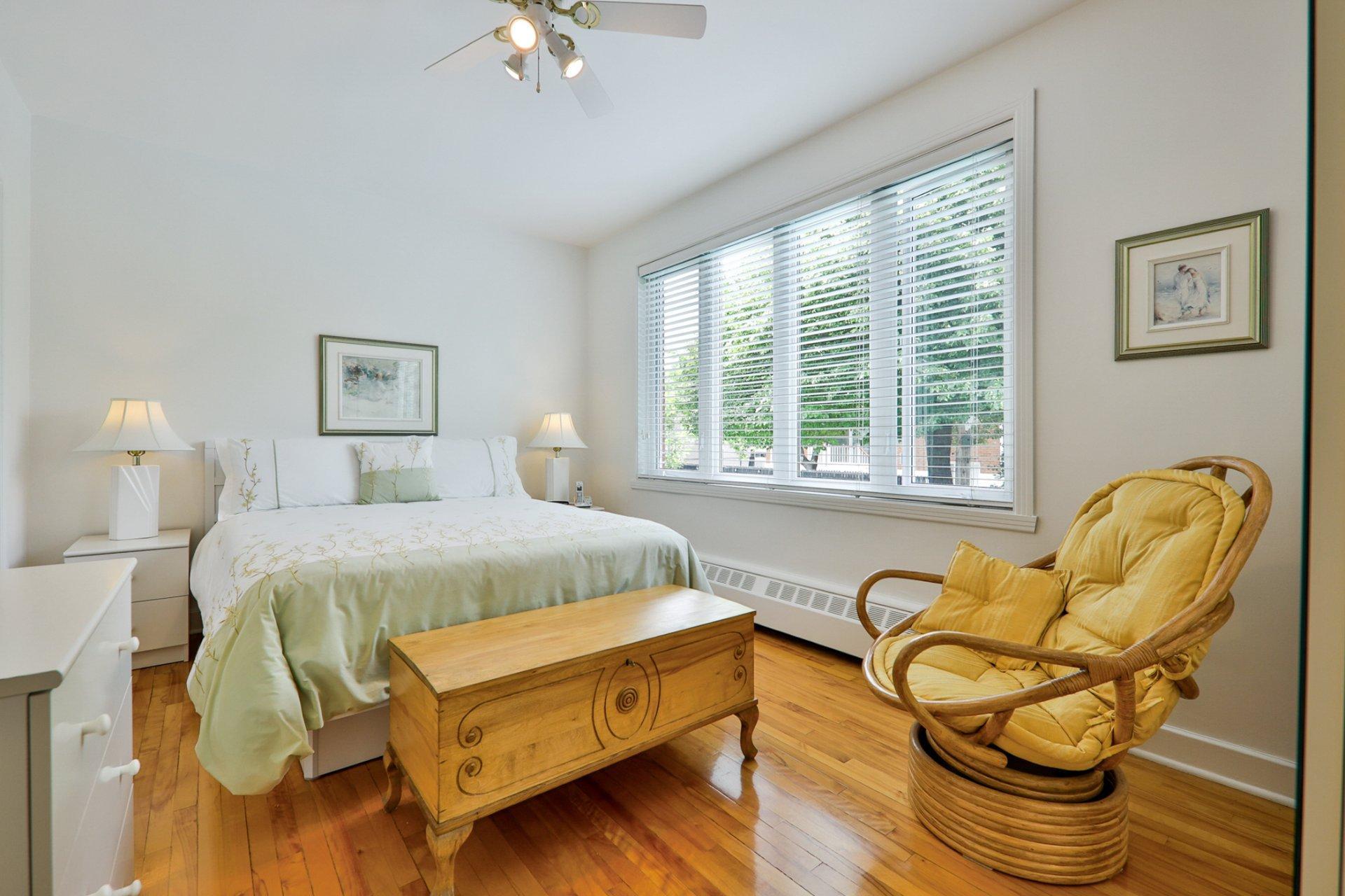 









11404


Rue Frigon

,
Montréal (Ahuntsic-Cartierville),




QC
H3M2R5

