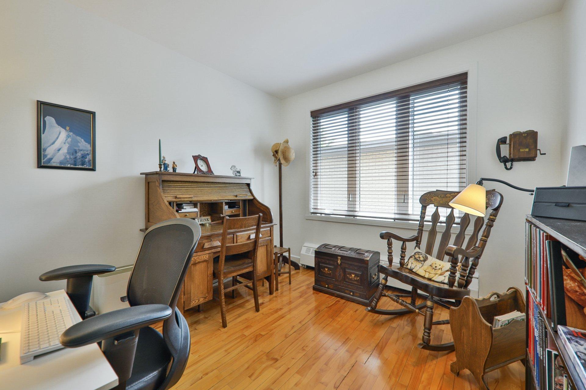 









11404


Rue Frigon

,
Montréal (Ahuntsic-Cartierville),




QC
H3M2R5

