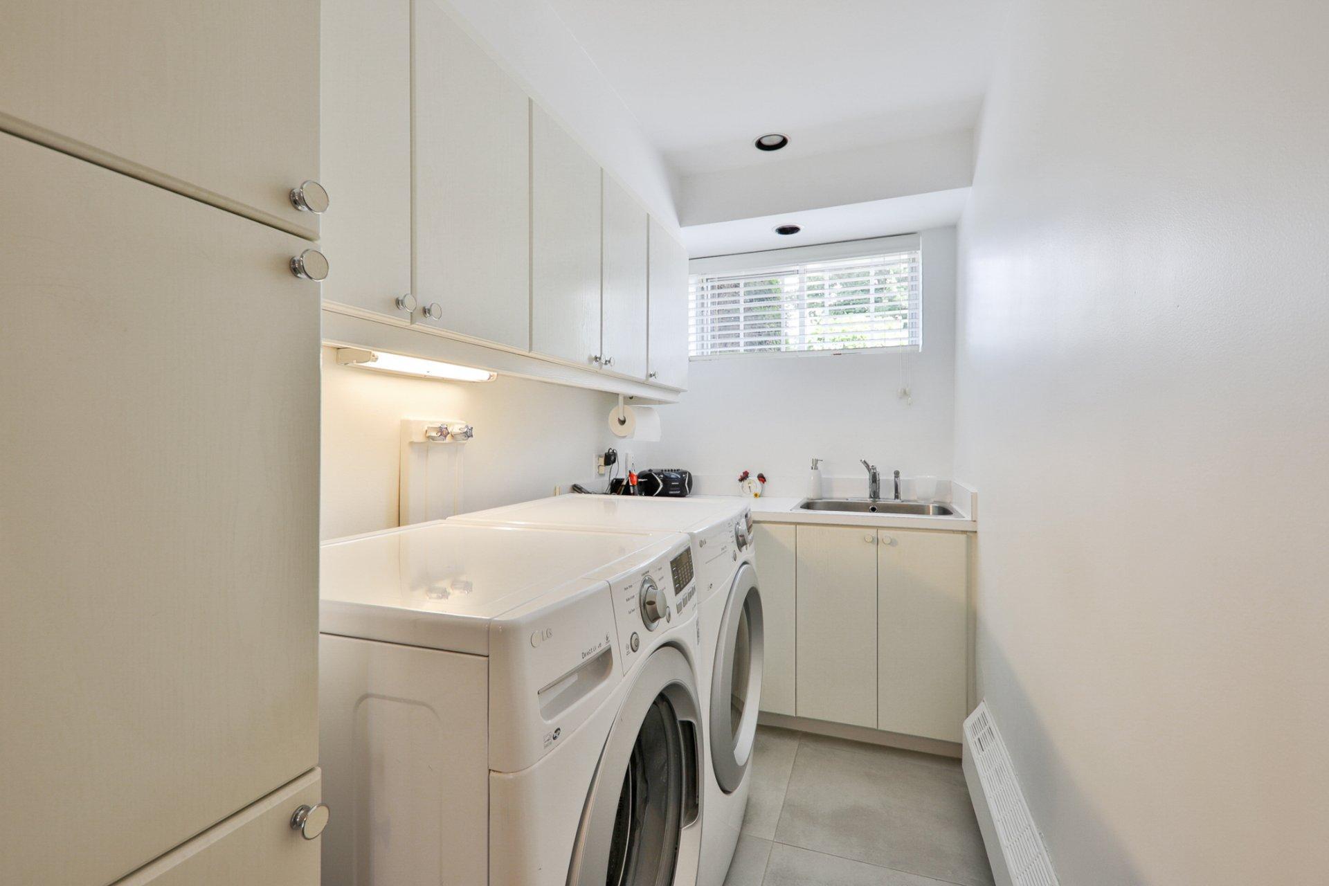 









11404


Rue Frigon

,
Montréal (Ahuntsic-Cartierville),




QC
H3M2R5

