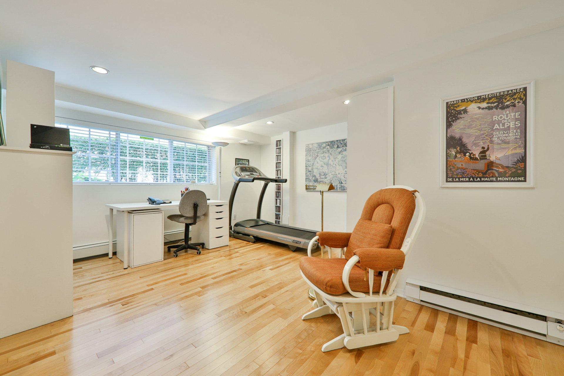 









11404


Rue Frigon

,
Montréal (Ahuntsic-Cartierville),




QC
H3M2R5

