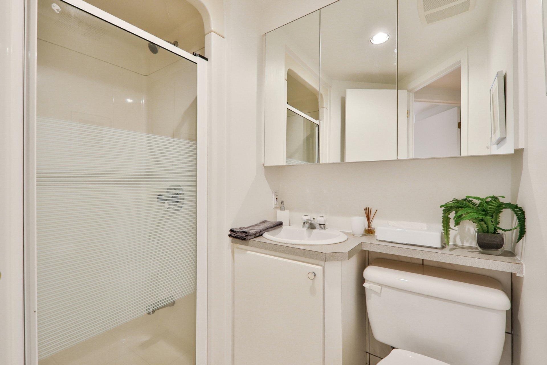 









11404


Rue Frigon

,
Montréal (Ahuntsic-Cartierville),




QC
H3M2R5

