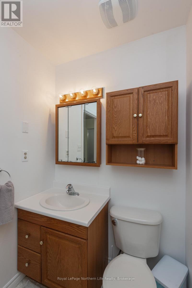 












10 MASSEY DRIVE

,
North Bay (Ferris),




Ontario
P1A3Y4


