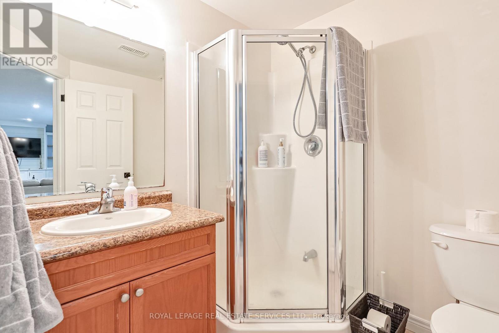 












78 CONNOR AVENUE

,
Collingwood,




Ontario
L9Y5L2

