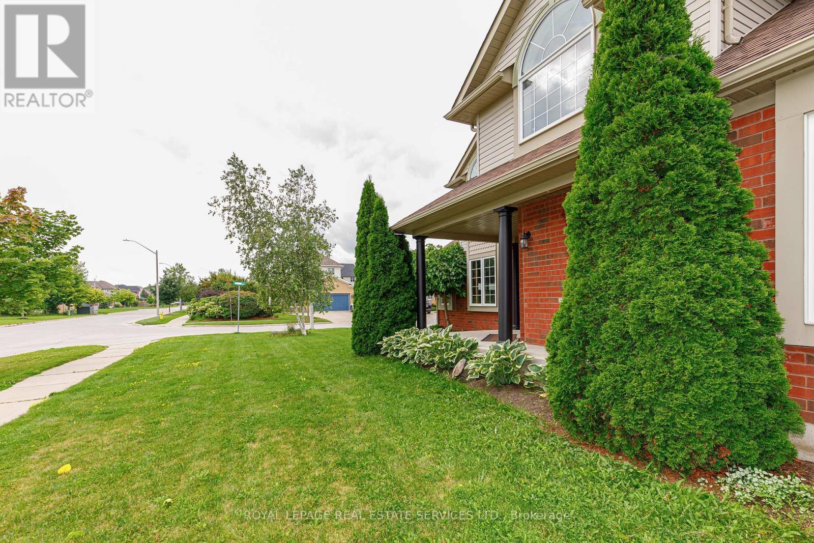 












78 CONNOR AVENUE

,
Collingwood,




Ontario
L9Y5L2

