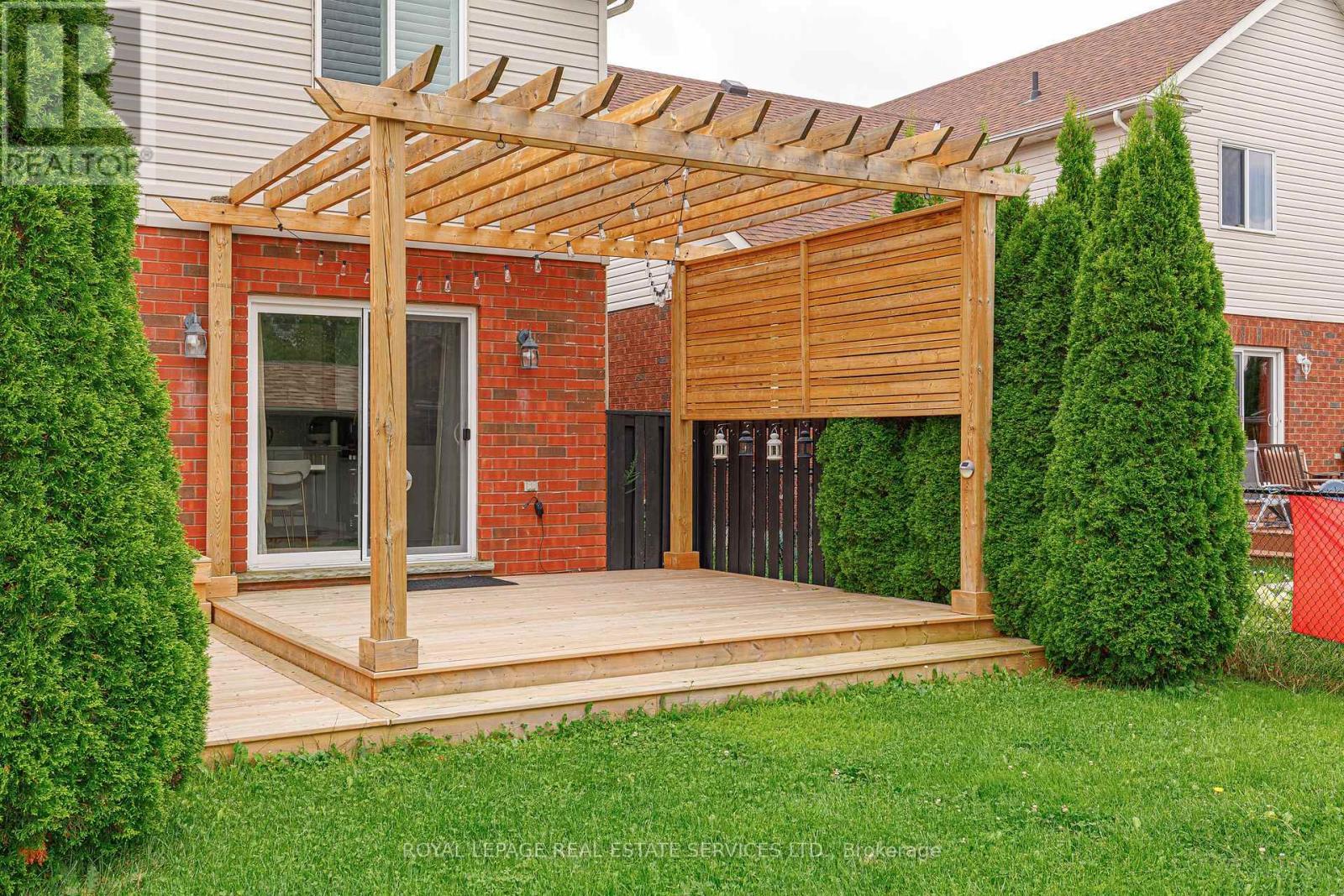 












78 CONNOR AVENUE

,
Collingwood,




Ontario
L9Y5L2

