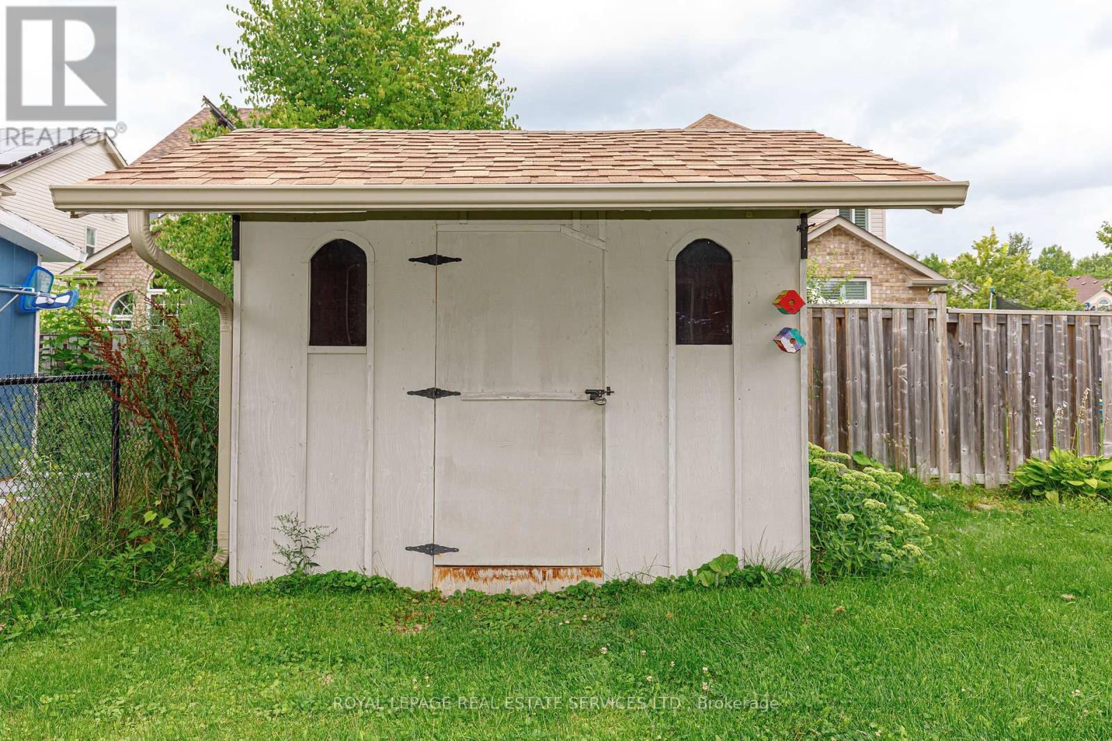 












78 CONNOR AVENUE

,
Collingwood,




Ontario
L9Y5L2

