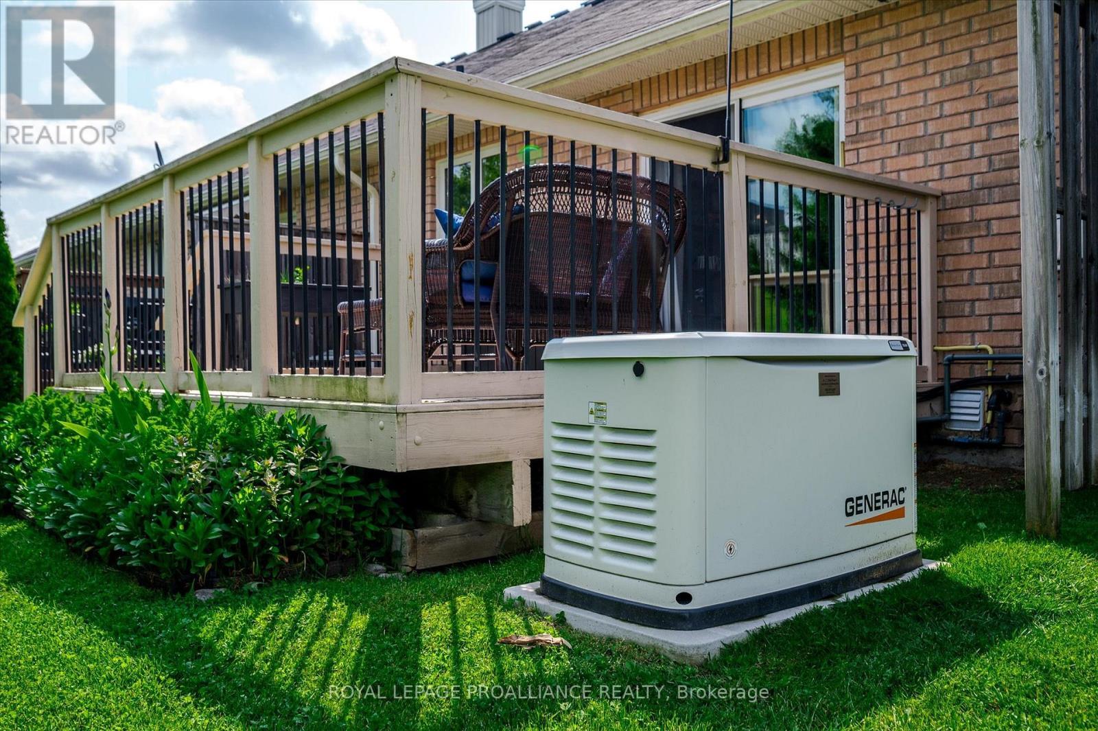 












141 VILLAGE CRESCENT

,
Peterborough West (South),




Ontario
K9J0A9

