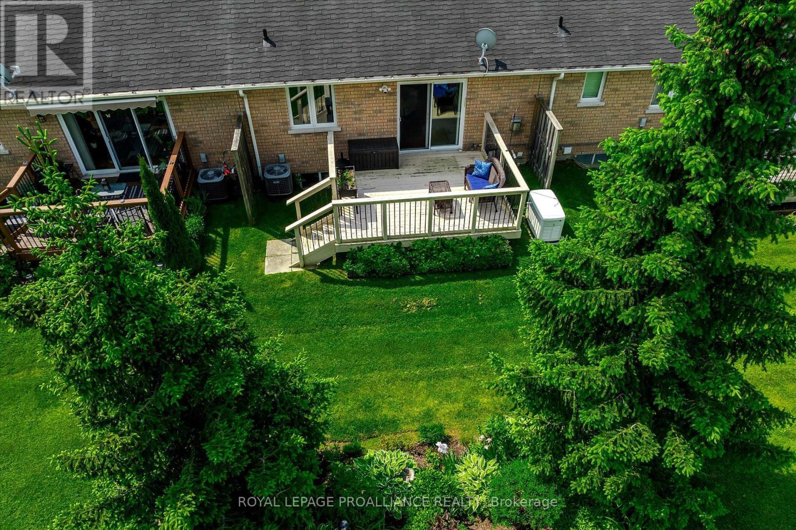 












141 VILLAGE CRESCENT

,
Peterborough West (South),




Ontario
K9J0A9


