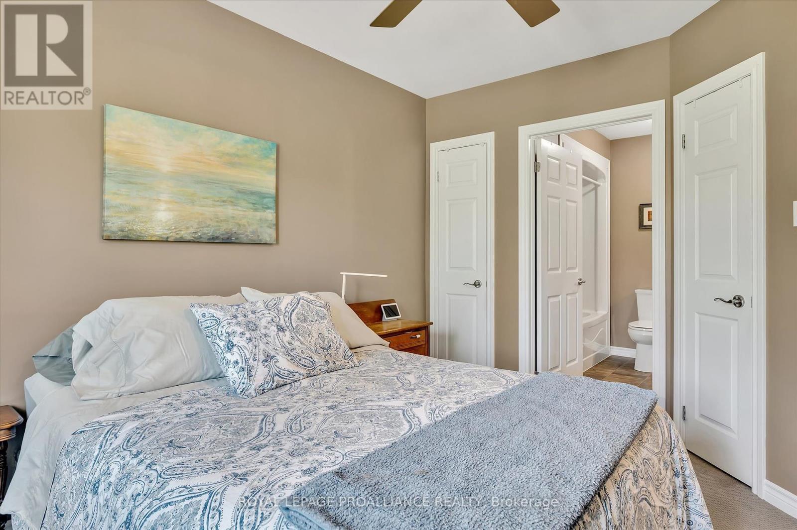 












141 VILLAGE CRESCENT

,
Peterborough West (South),




Ontario
K9J0A9

