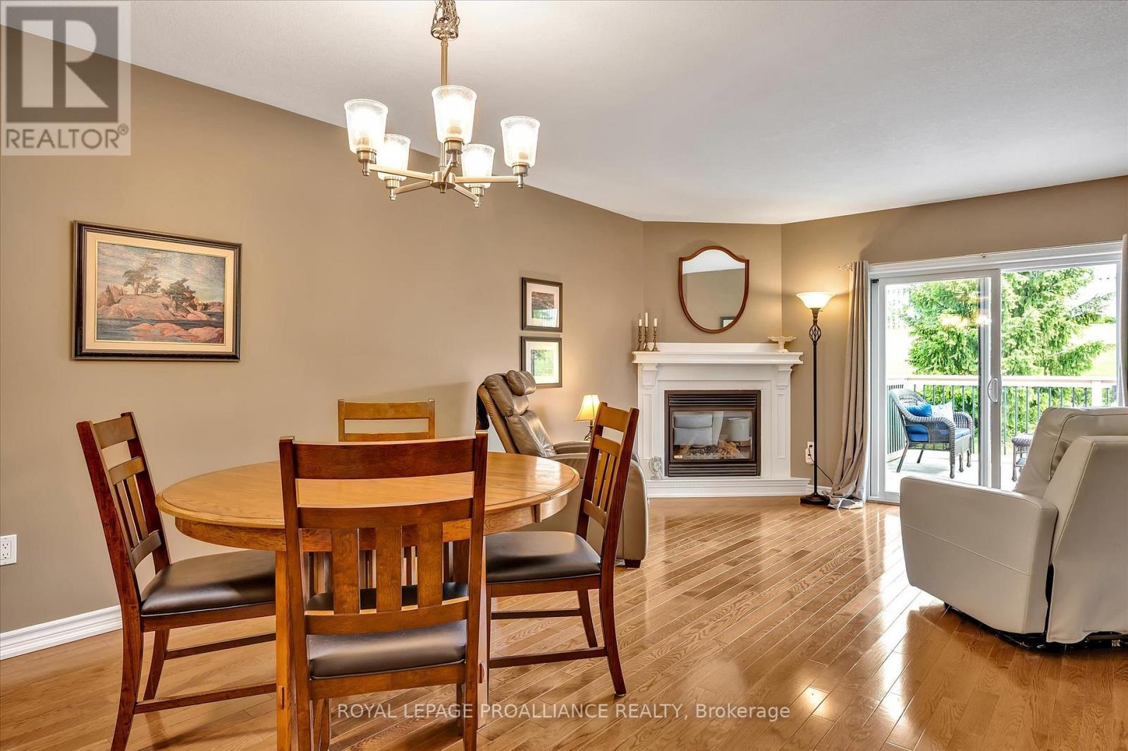 












141 VILLAGE CRESCENT

,
Peterborough West (South),




Ontario
K9J0A9

