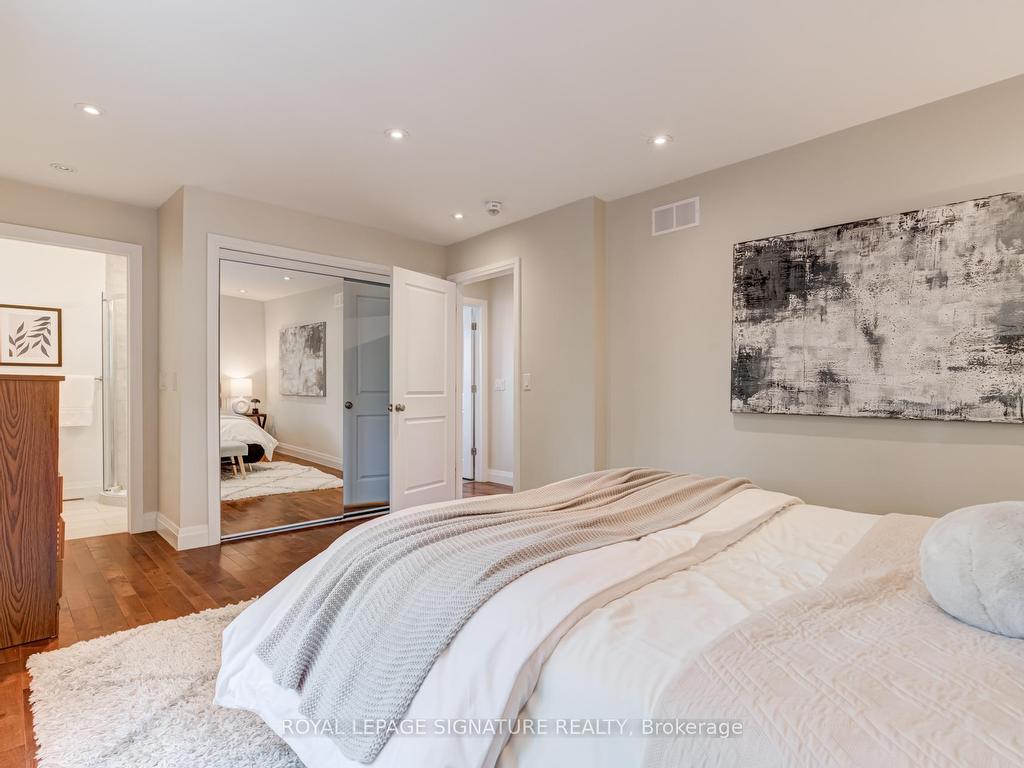









1


Chiswick

Avenue,
Toronto,




ON
M6M 4T5

