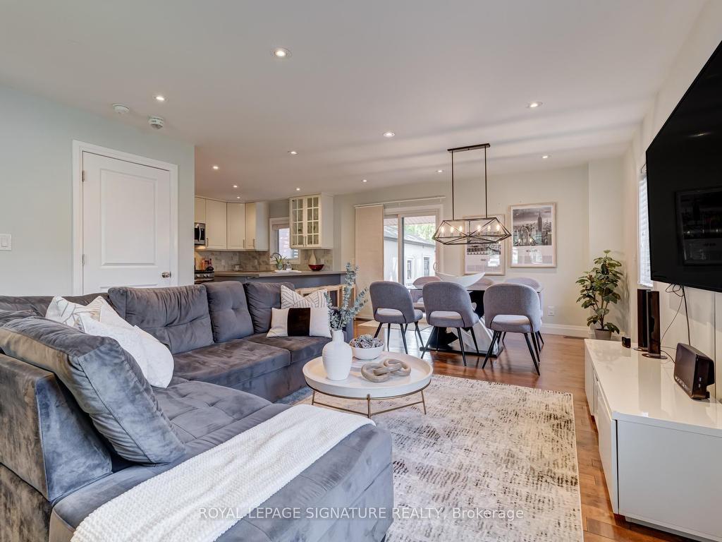 









1


Chiswick

Avenue,
Toronto,




ON
M6M 4T5

