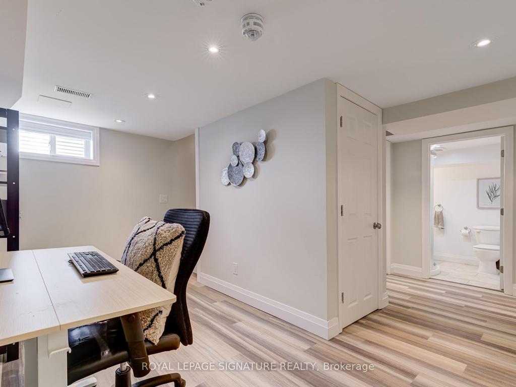 









1


Chiswick

Avenue,
Toronto,




ON
M6M 4T5

