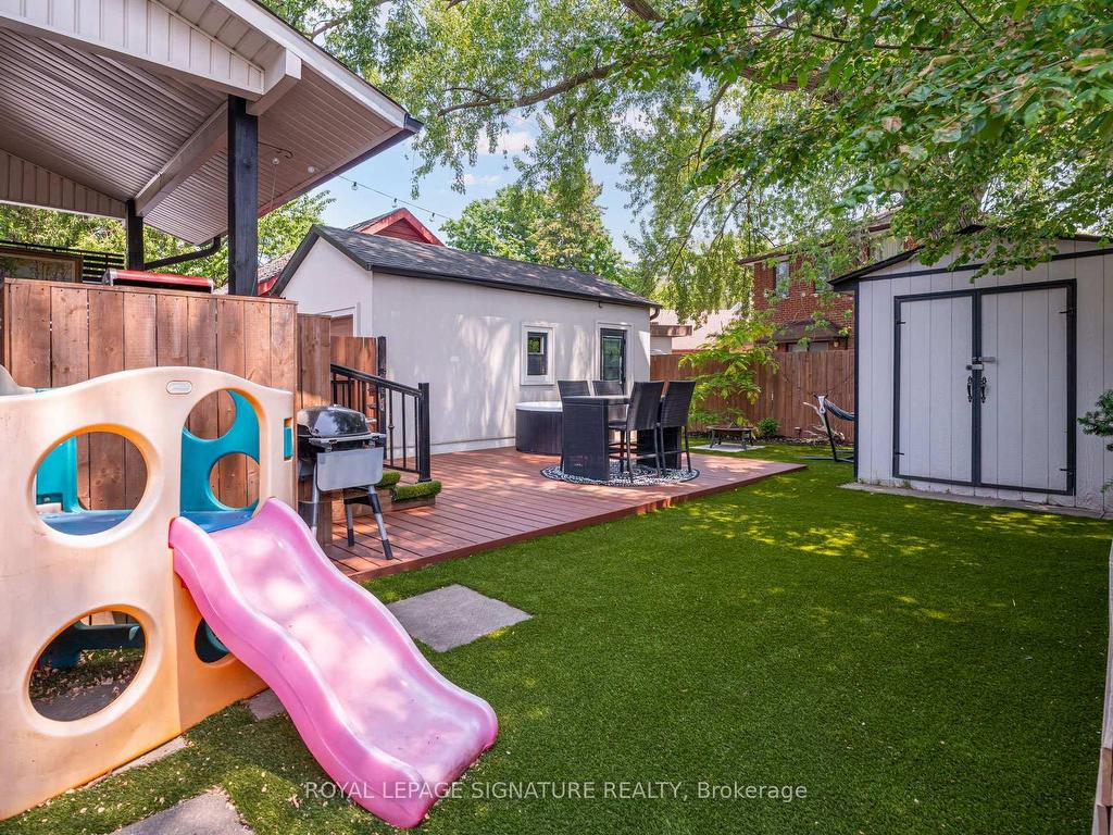









1


Chiswick

Avenue,
Toronto,




ON
M6M 4T5

