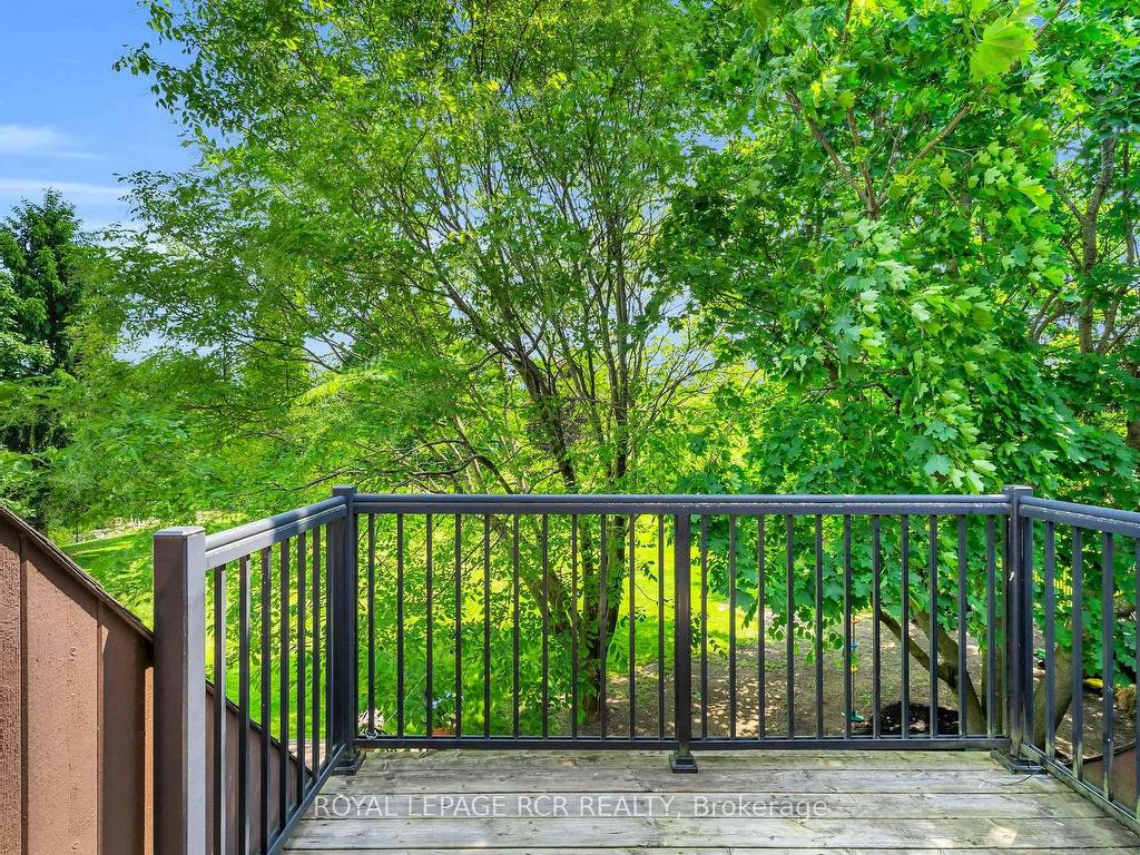 









6


Pineview

Road,
Mono,




ON
L9W 4A1


