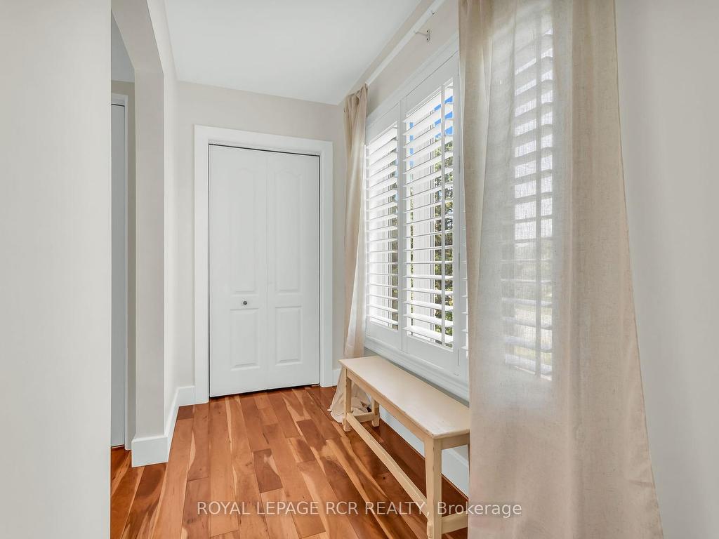 









6


Pineview

Road,
Mono,




ON
L9W 4A1

