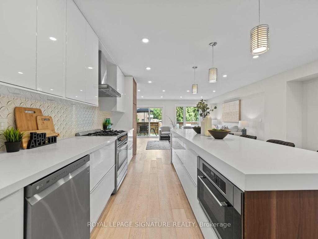 









72


Park

Street,
Toronto,




ON
M1N 2N8

