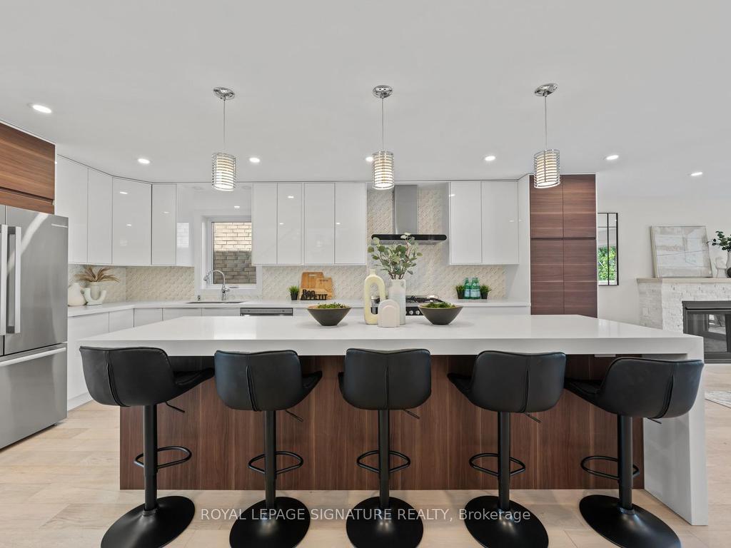 









72


Park

Street,
Toronto,




ON
M1N 2N8


