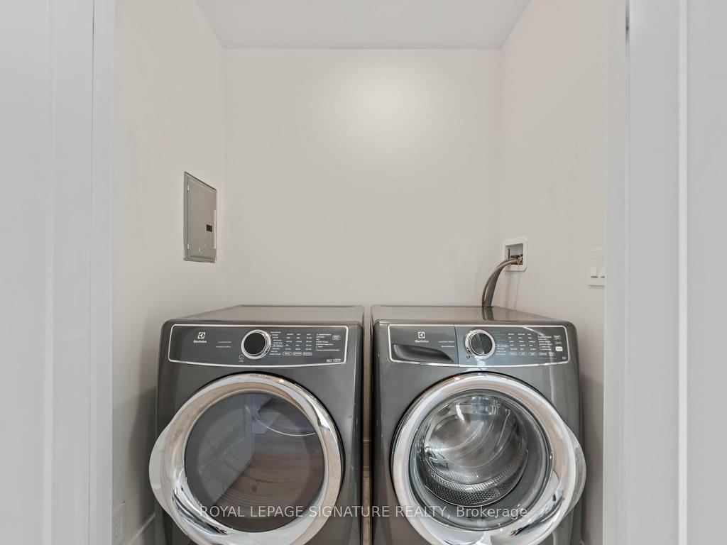 









72


Park

Street,
Toronto,




ON
M1N 2N8

