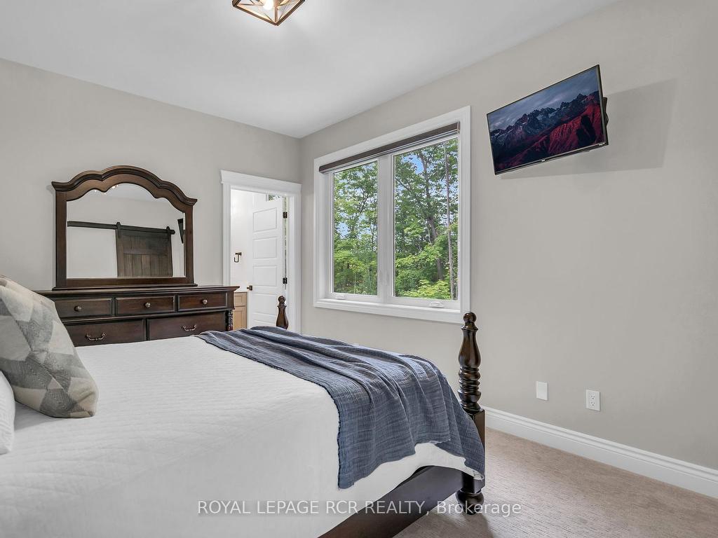 









2360


Honey Harbour

Road,
Georgian Bay,




ON
L0K 1S0

