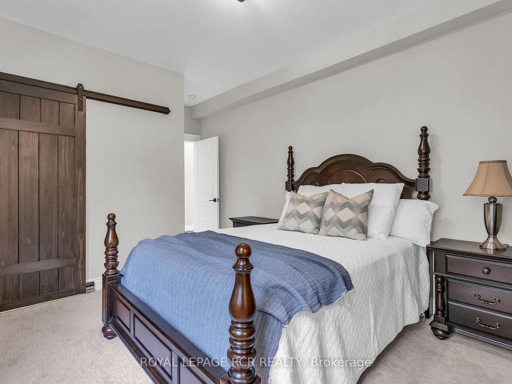 









2360


Honey Harbour

Road,
Georgian Bay,




ON
L0K 1S0

