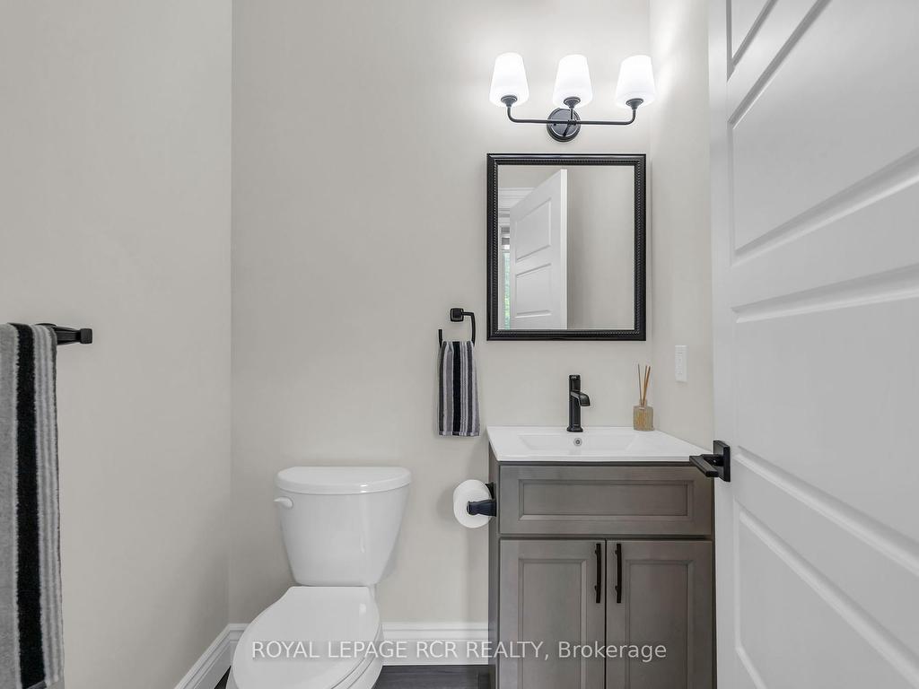 









2360


Honey Harbour

Road,
Georgian Bay,




ON
L0K 1S0

