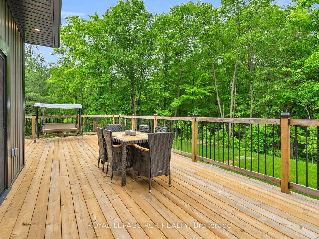 









2360


Honey Harbour

Road,
Georgian Bay,




ON
L0K 1S0

