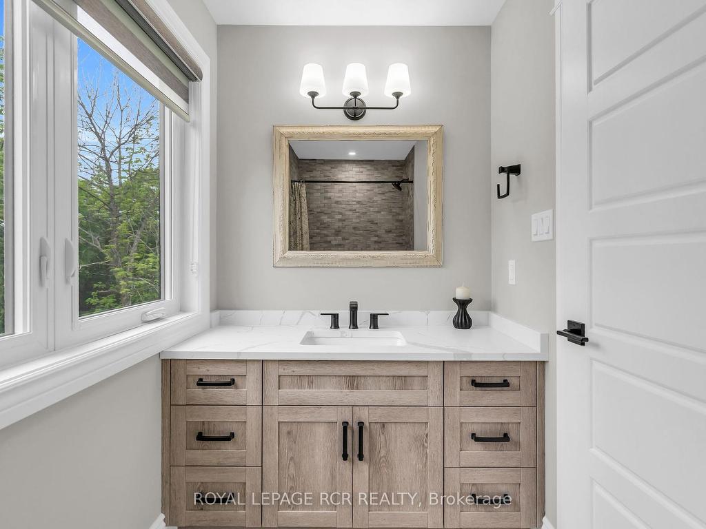 









2360


Honey Harbour

Road,
Georgian Bay,




ON
L0K 1S0

