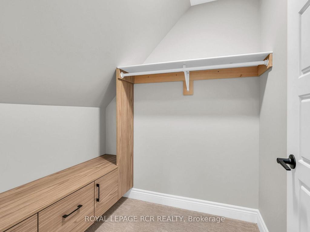 









2360


Honey Harbour

Road,
Georgian Bay,




ON
L0K 1S0


