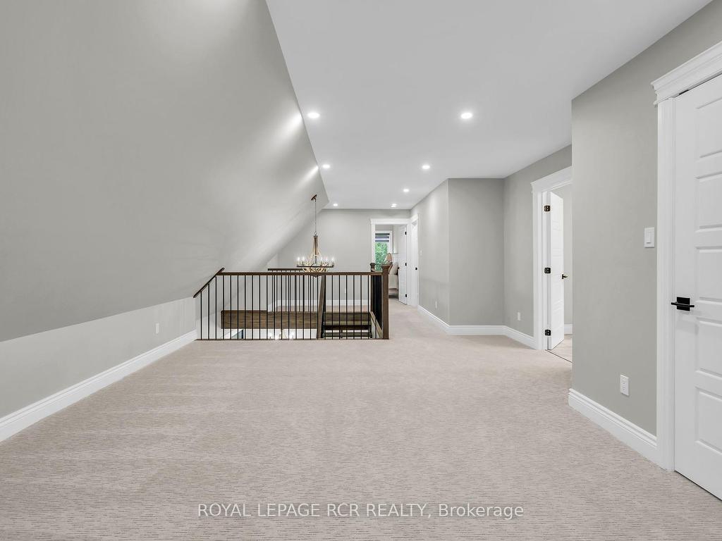 









2360


Honey Harbour

Road,
Georgian Bay,




ON
L0K 1S0

