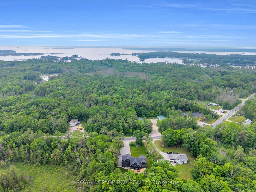 









2360


Honey Harbour

Road,
Georgian Bay,




ON
L0K 1S0

