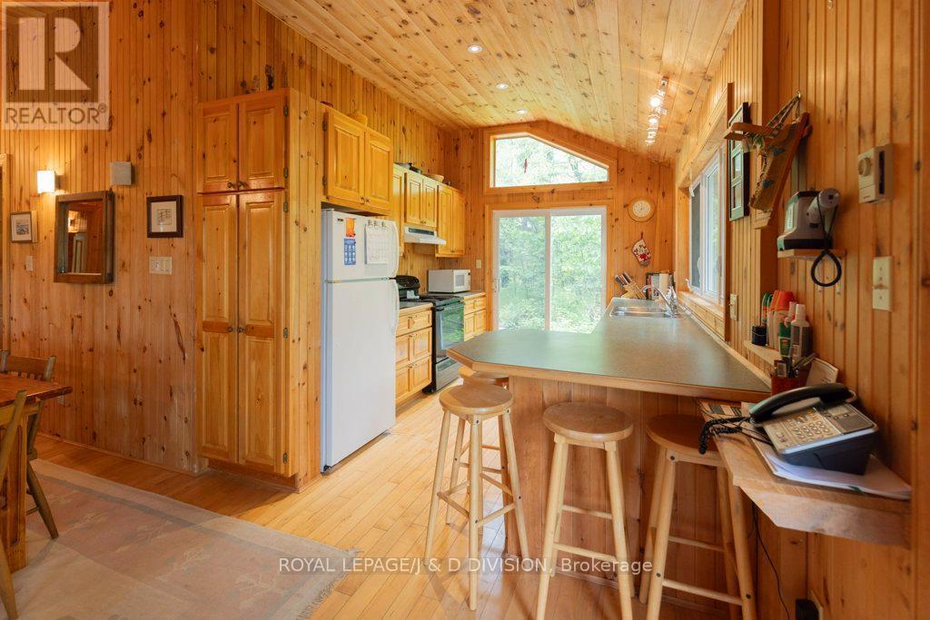 












410 ISLAND 10

,
Douro-Dummer,




Ontario
K0L2H0

