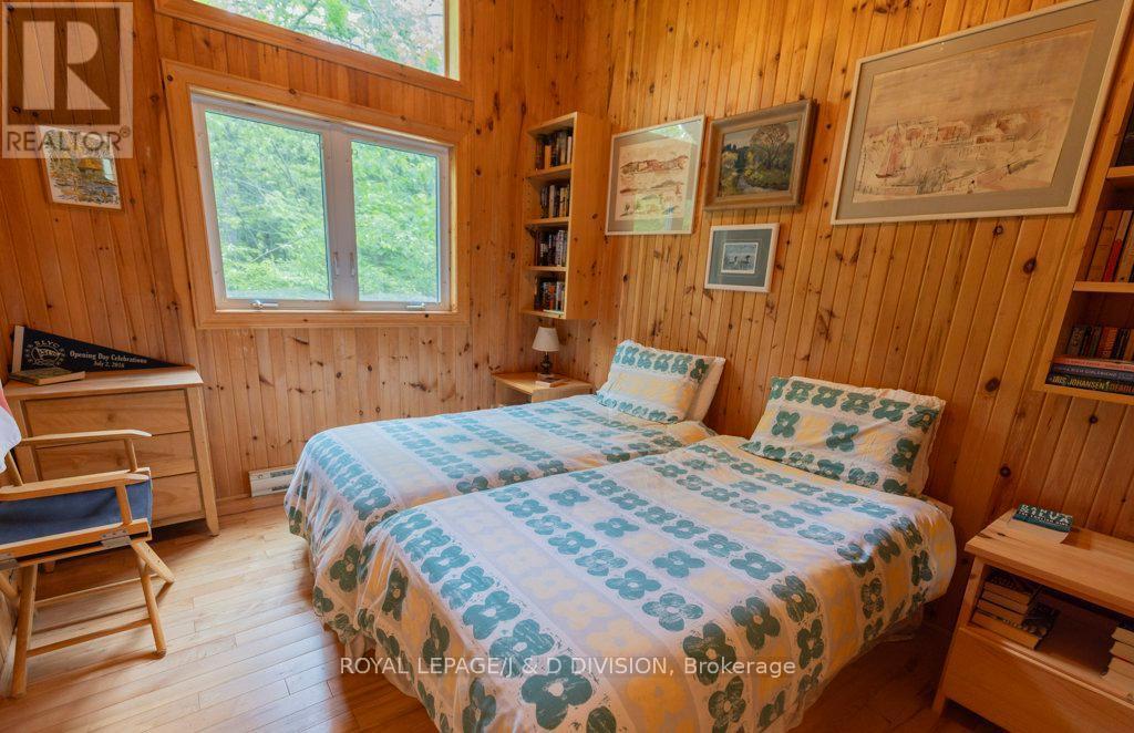 












410 ISLAND 10

,
Douro-Dummer,




Ontario
K0L2H0


