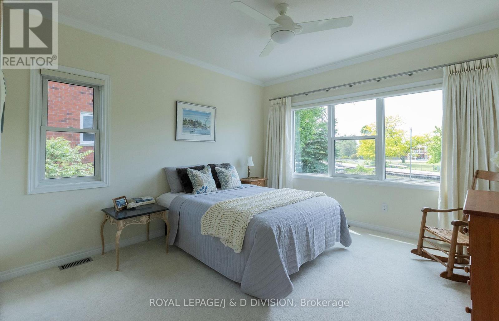 












9 VICTORIA AVENUE

,
Selwyn,




Ontario
K0L2H0

