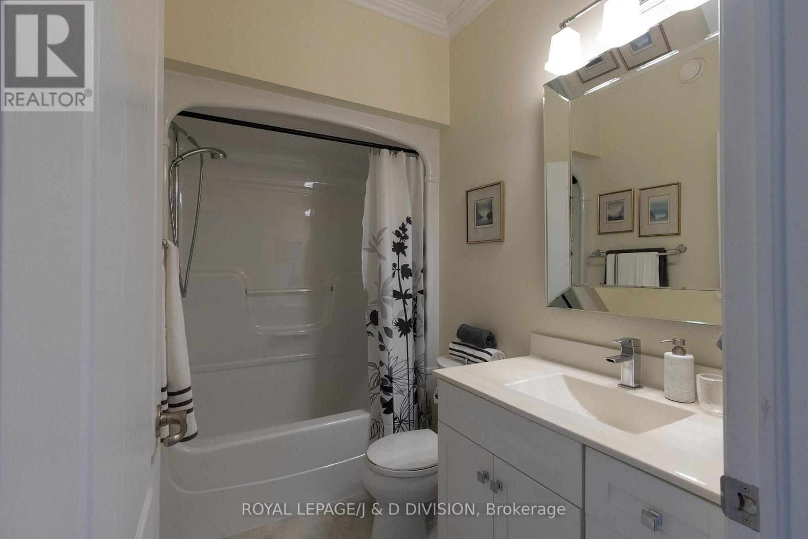 












9 VICTORIA AVENUE

,
Selwyn,




Ontario
K0L2H0

