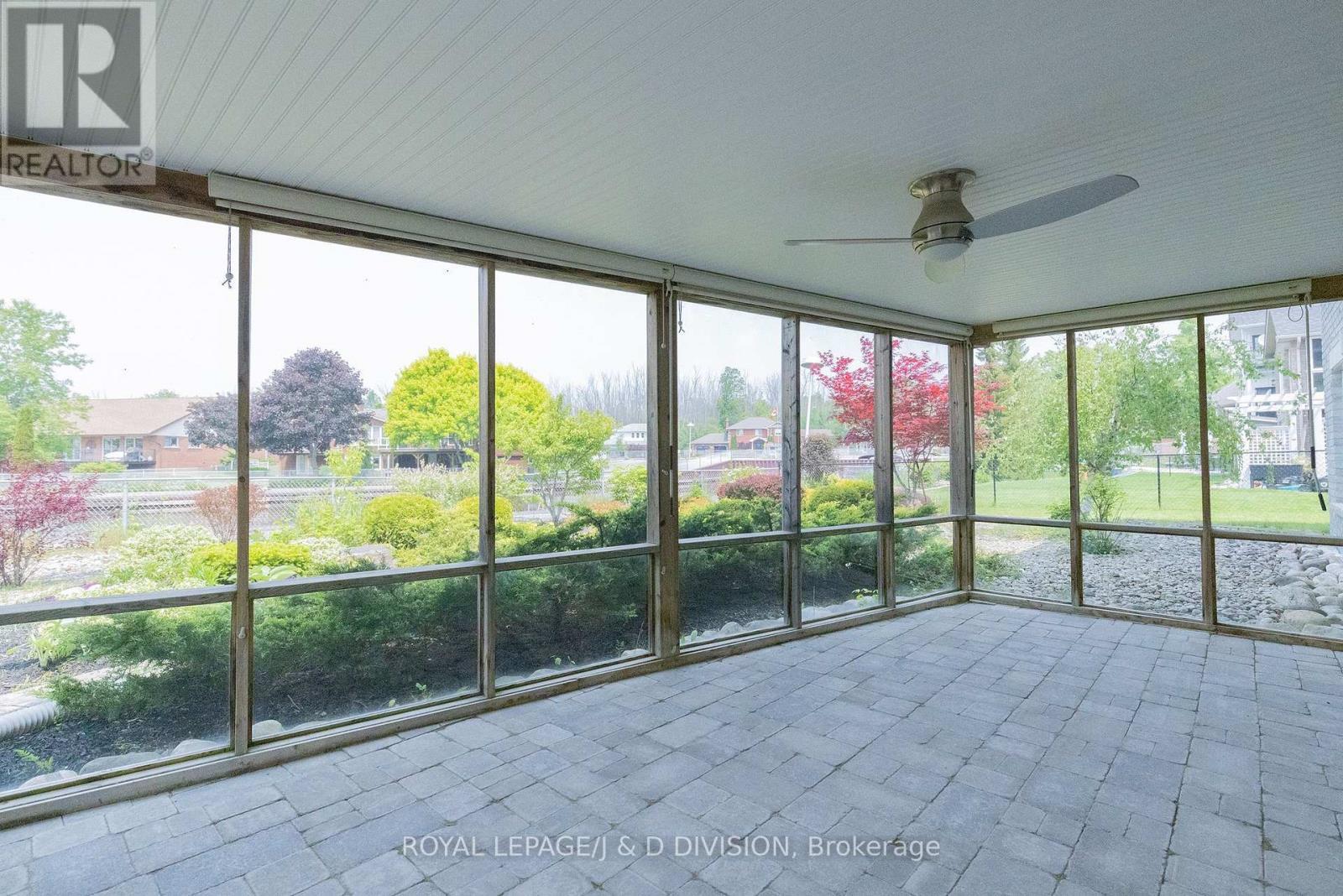 












9 VICTORIA AVENUE

,
Selwyn,




Ontario
K0L2H0

