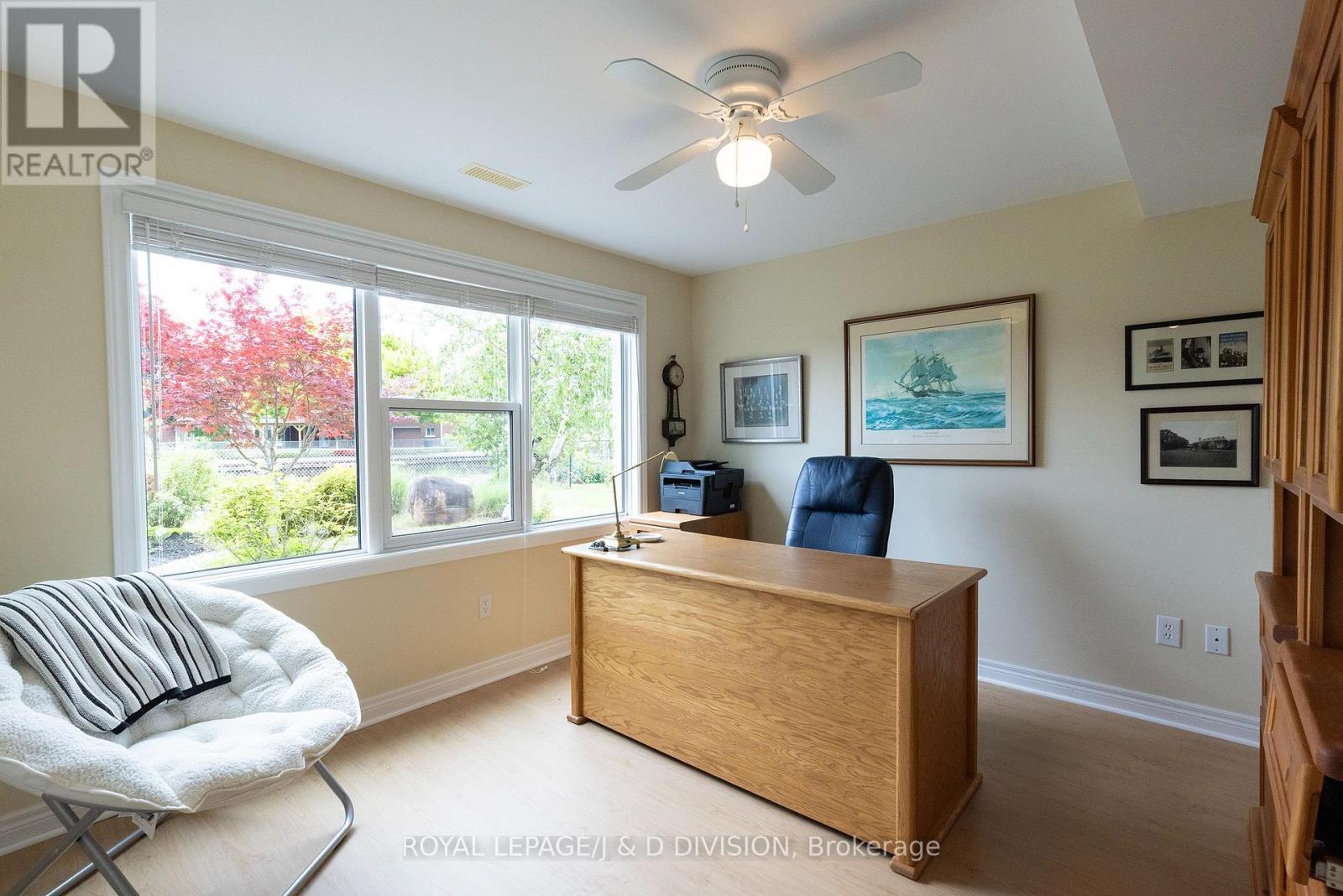 












9 VICTORIA AVENUE

,
Selwyn,




Ontario
K0L2H0


