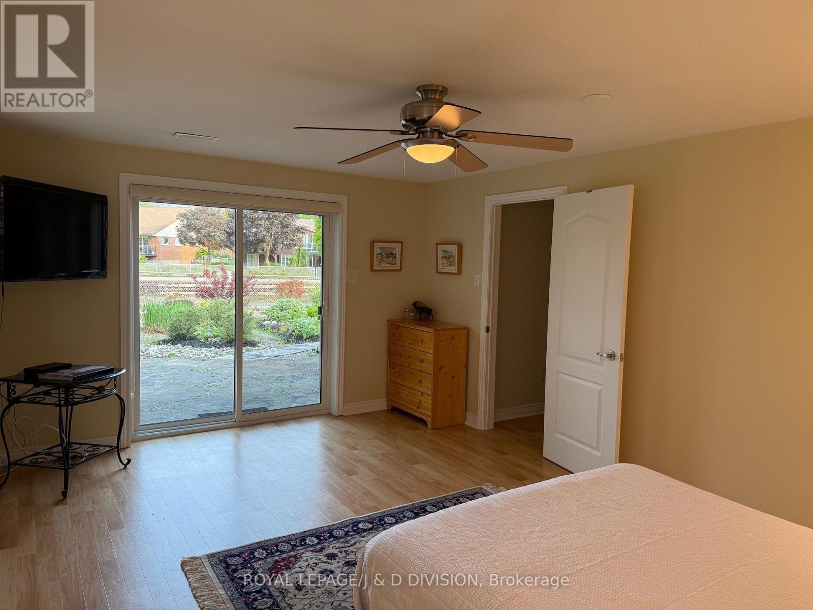 












9 VICTORIA AVENUE

,
Selwyn,




Ontario
K0L2H0

