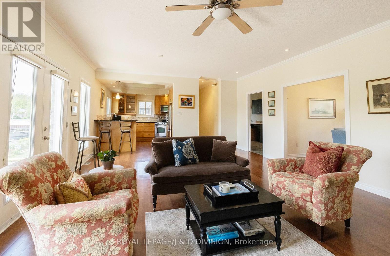 












9 VICTORIA AVENUE

,
Selwyn,




Ontario
K0L2H0

