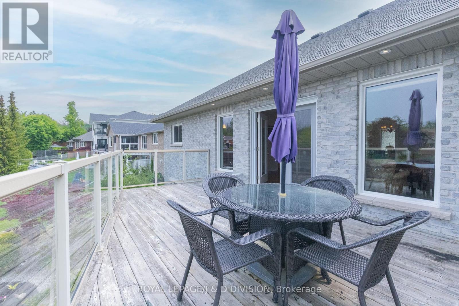 












9 VICTORIA AVENUE

,
Selwyn,




Ontario
K0L2H0

