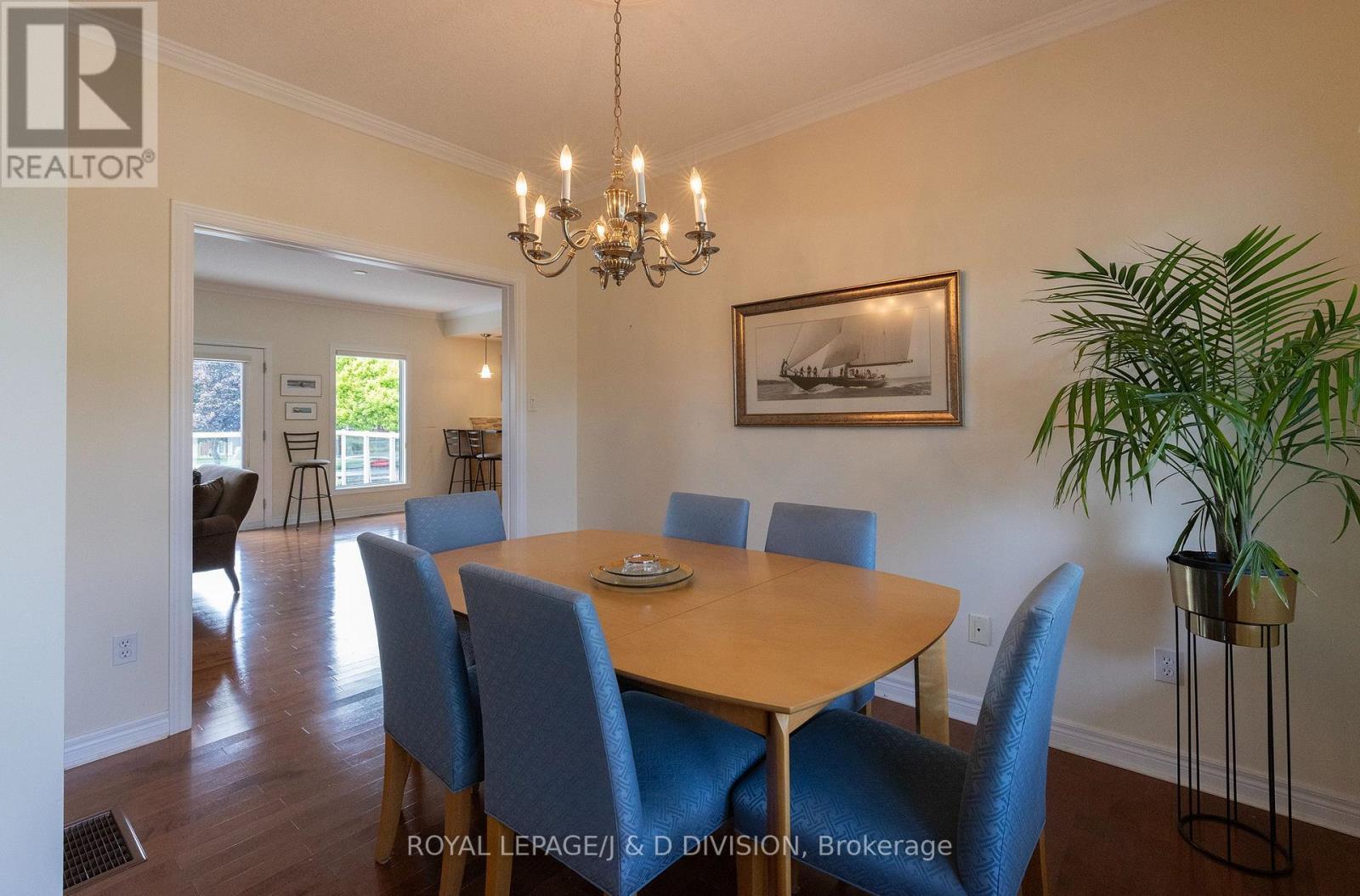 












9 VICTORIA AVENUE

,
Selwyn,




Ontario
K0L2H0

