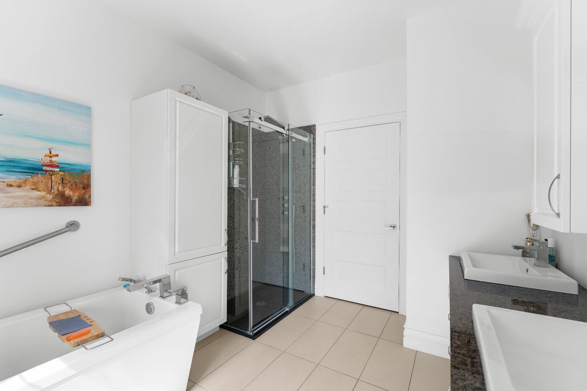 









1400


Rue Émile Zola

, 1002,
Sherbrooke (Les Nations),




QC
J1L0C4

