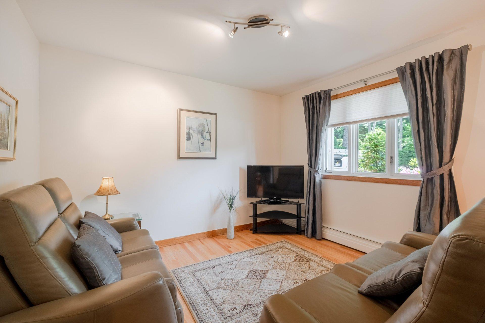 









1566


Rue Longchamp

,
Sherbrooke (Les Nations),




QC
J1J1J1

