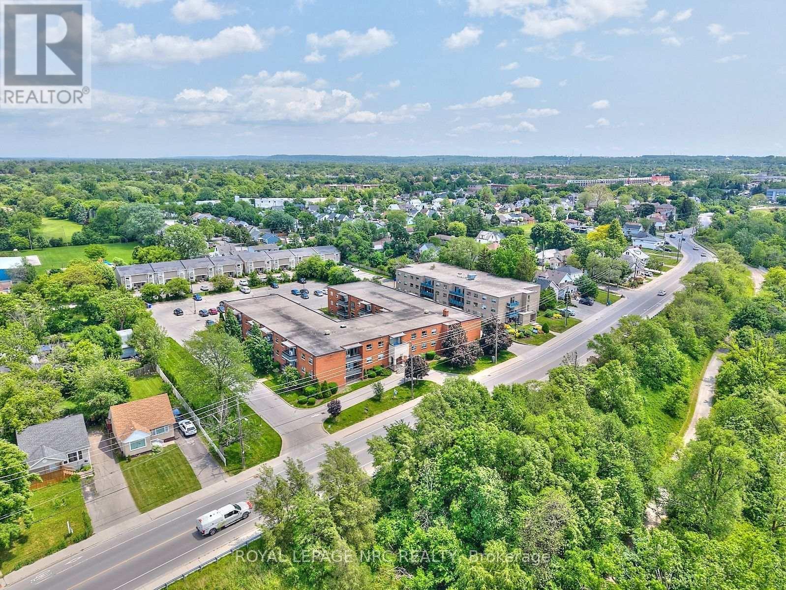 












111 - 242 OAKDALE AVENUE

,
St. Catharines (Oakdale),




Ontario
L2P3K5


