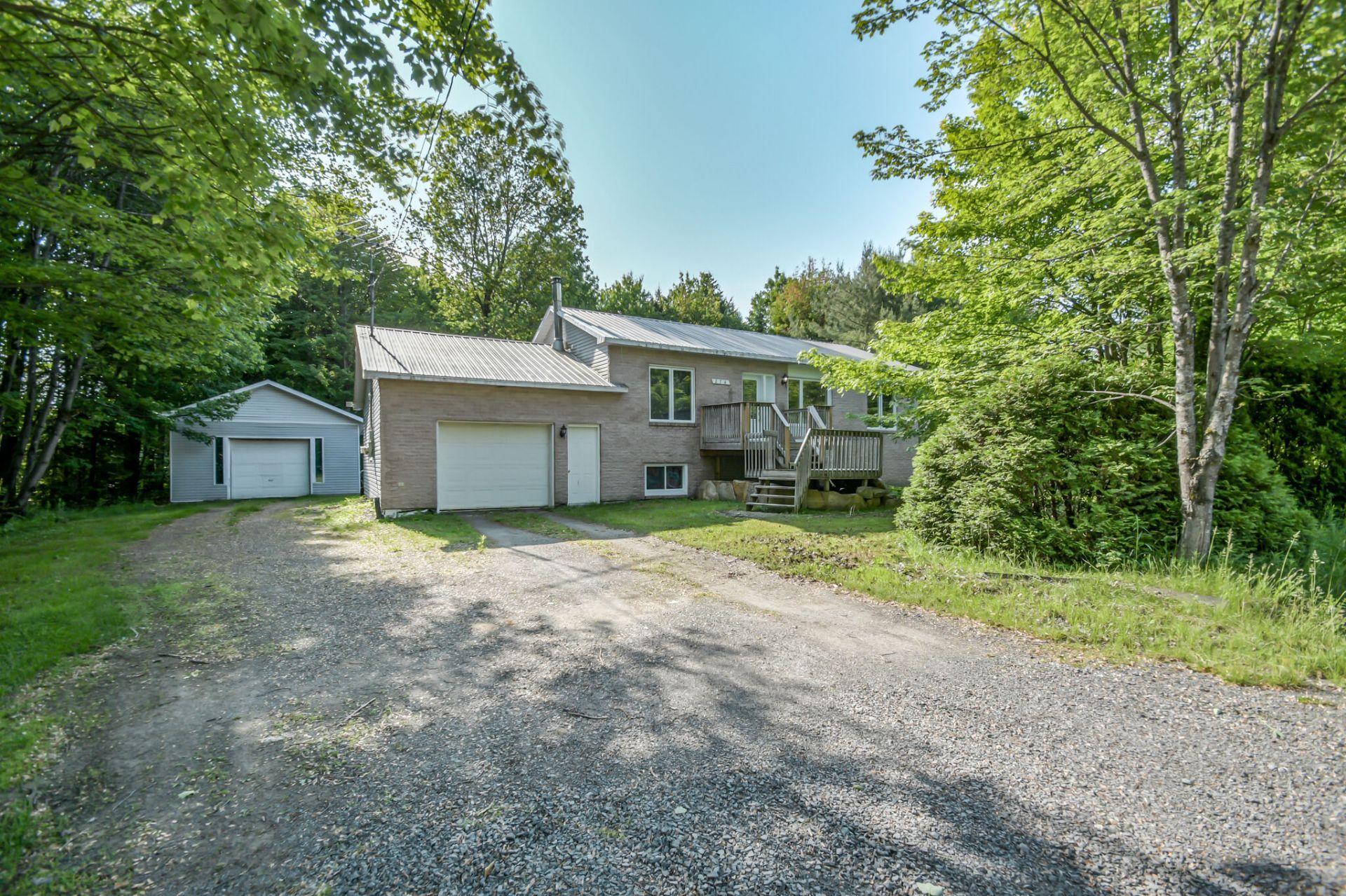 









274


Rue Montcalm

,
Saint-Colomban,




QC
J7K1A1

