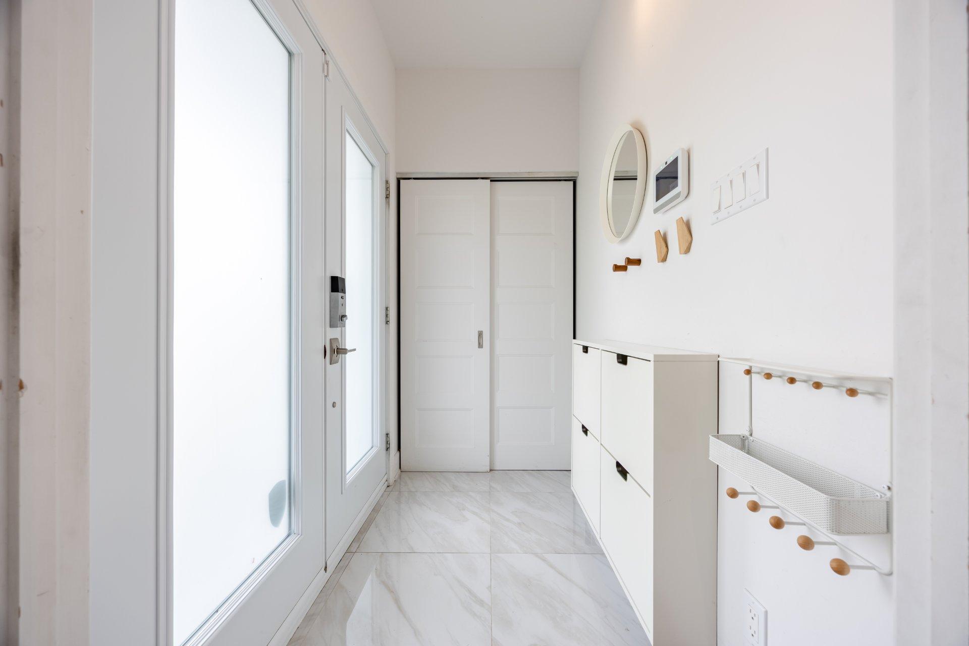 









3640


Rue Orléans

,
Brossard,




QC
J4Y2L9

