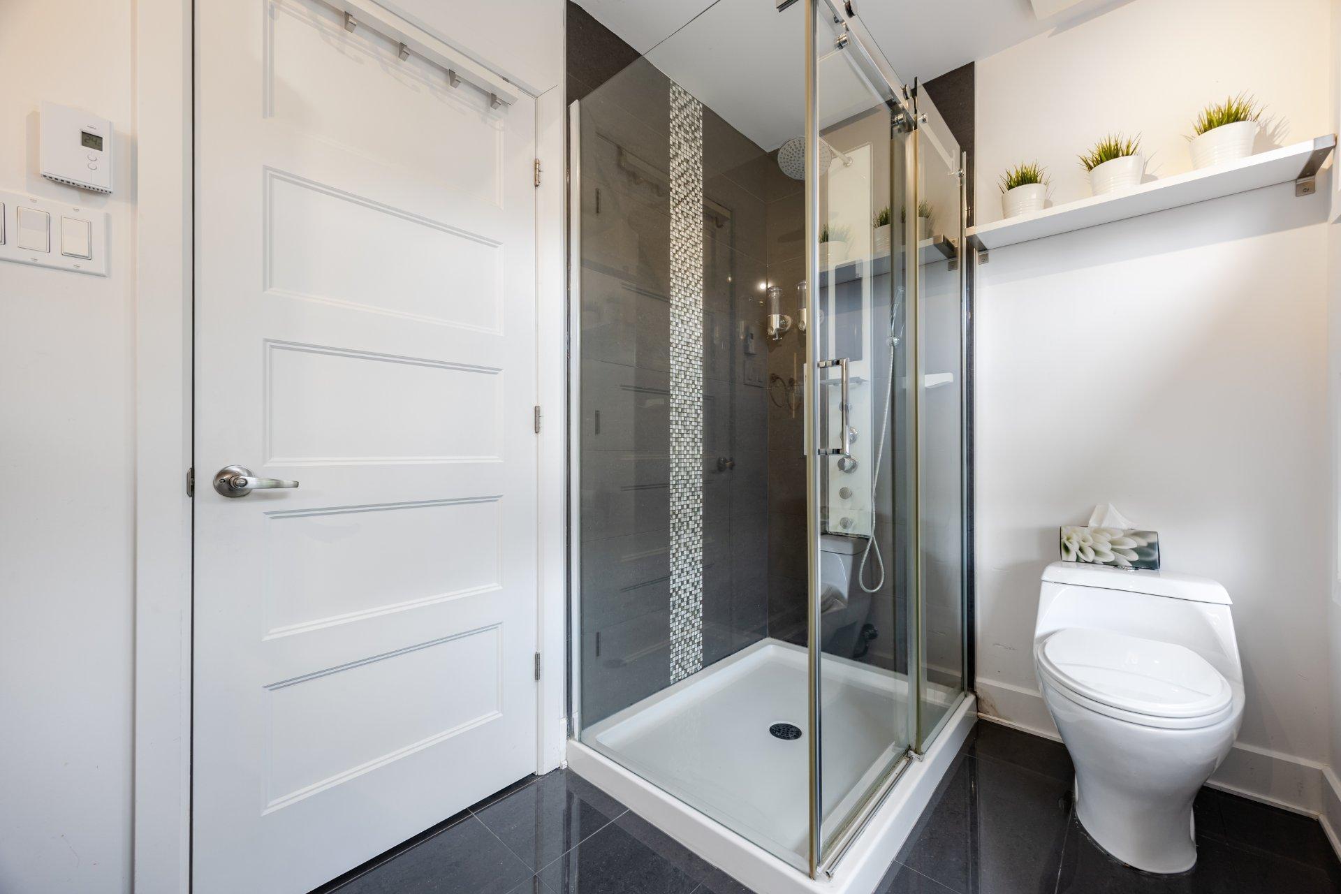 









3640


Rue Orléans

,
Brossard,




QC
J4Y2L9

