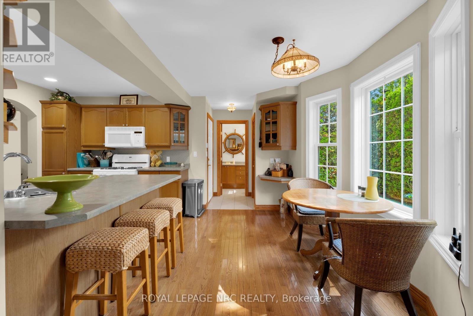 












331 CHERRYHILL BOULEVARD S

,
Fort Erie (Crystal Beach),




Ontario
L0S1B0

