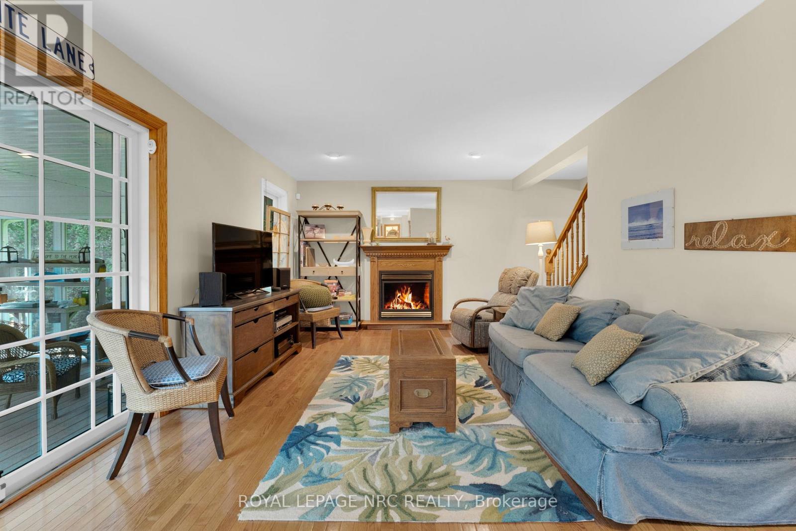 












331 CHERRYHILL BOULEVARD S

,
Fort Erie (Crystal Beach),




Ontario
L0S1B0

