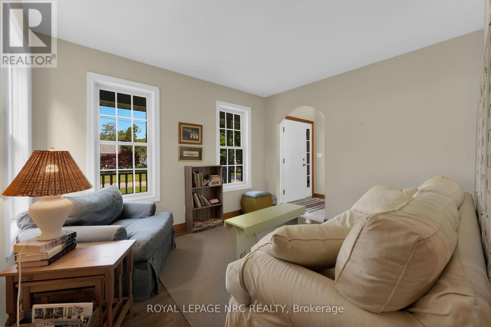 












331 CHERRYHILL BOULEVARD S

,
Fort Erie (Crystal Beach),




Ontario
L0S1B0

